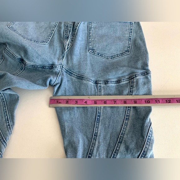 AKIRA Jeans Twisted Seam High-Rise Skinny Jeans - Picture 11 of 13